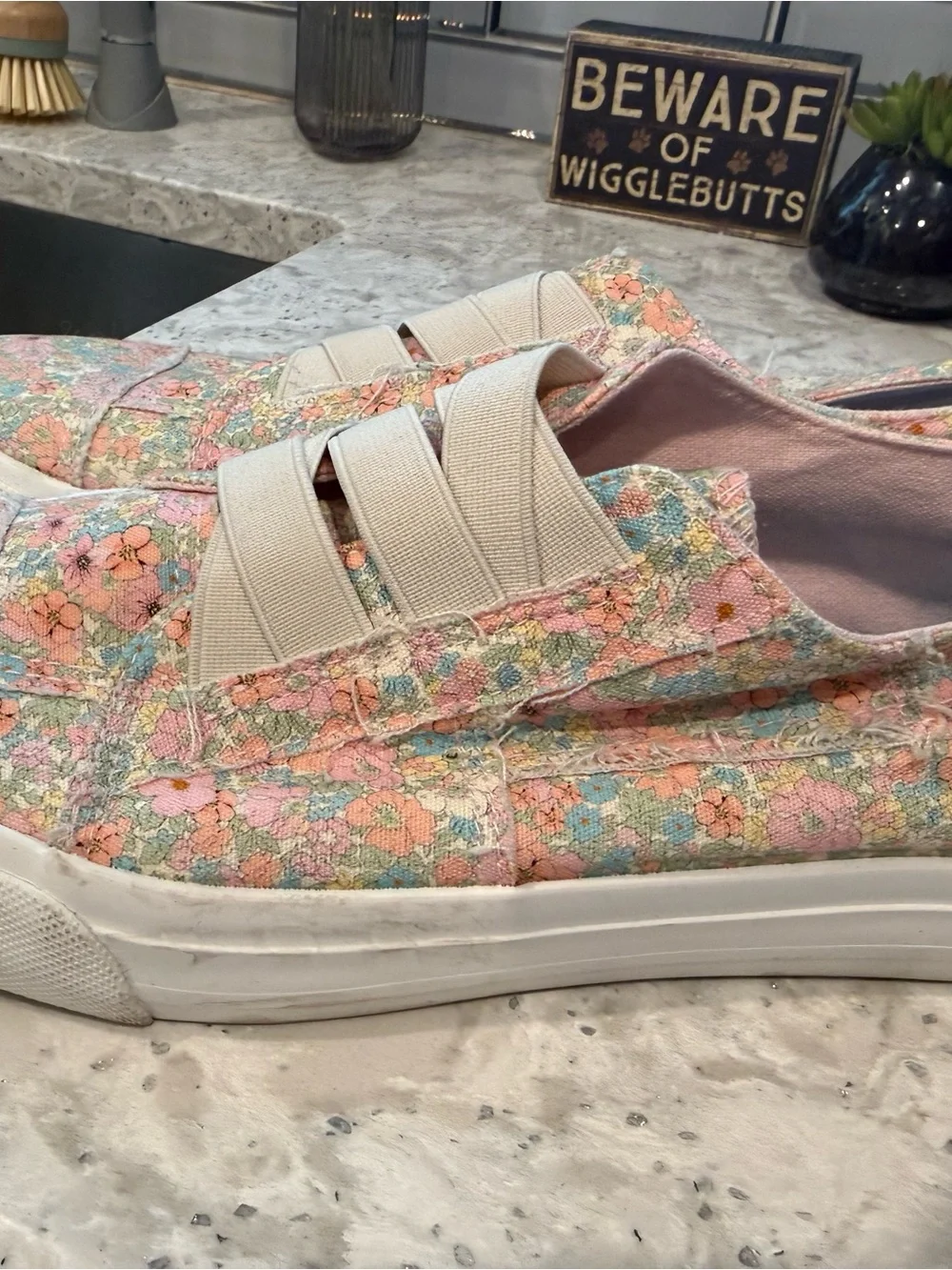Blowfish Pastel Floral Slip-On Sneakers - Pink, Blue, Peach Size 9